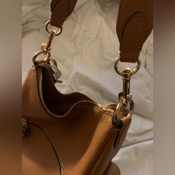 Practically BRAND NEW Coach pebbled toffee colored purse in excellent condition - Picture 3 of 5